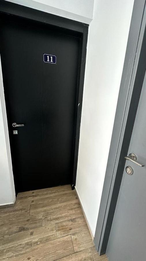 Apartament Host Elios Tirana Zewnętrze zdjęcie