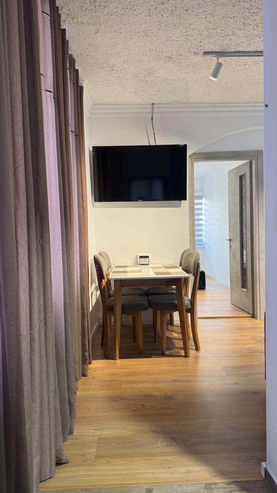 Apartament Host Elios Tirana Zewnętrze zdjęcie
